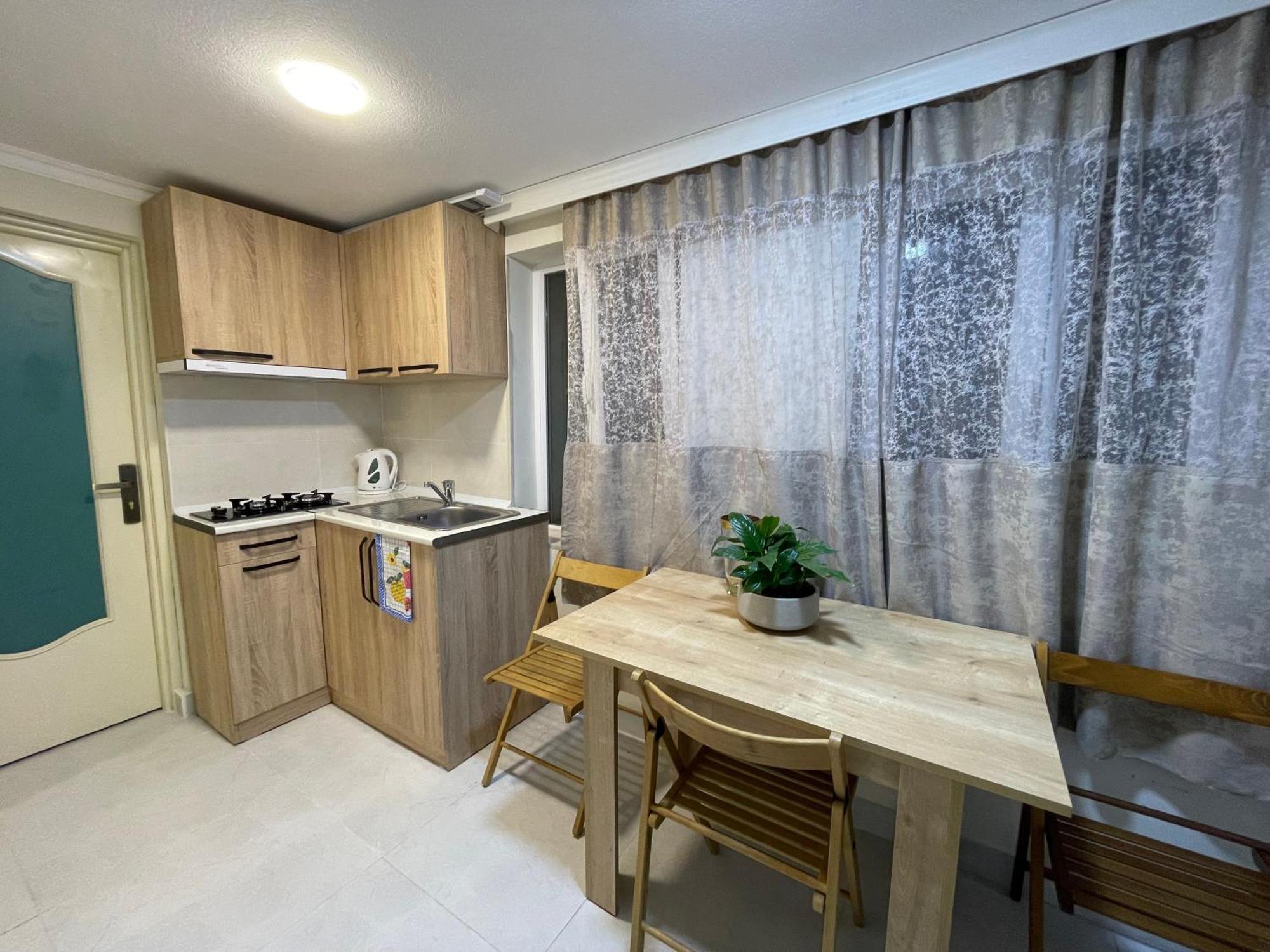Ferienwohnung White Stones Kutaissi Exterior foto