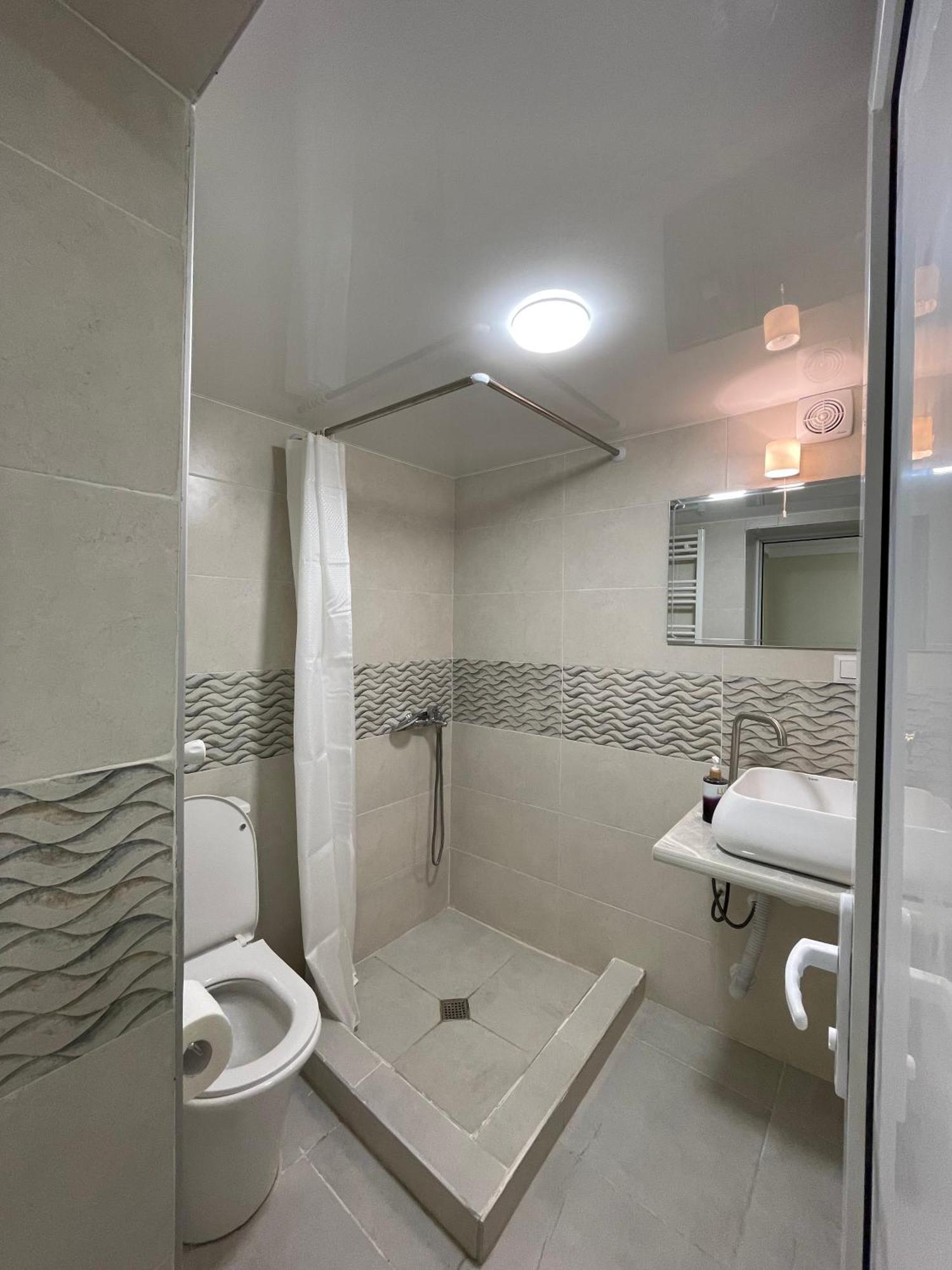 Ferienwohnung White Stones Kutaissi Exterior foto