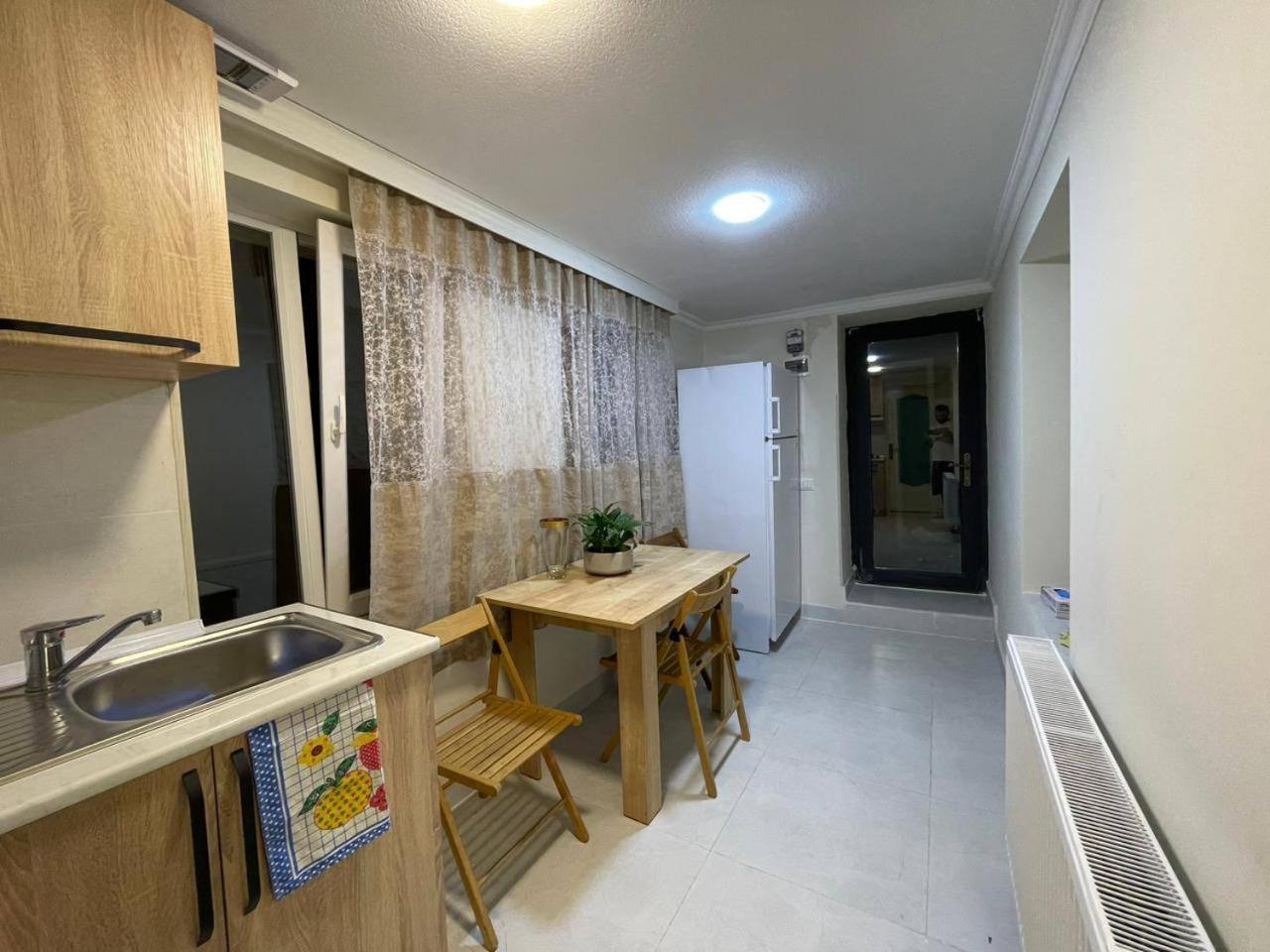 Ferienwohnung White Stones Kutaissi Exterior foto
